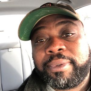 Meet your Posher, Lawrence